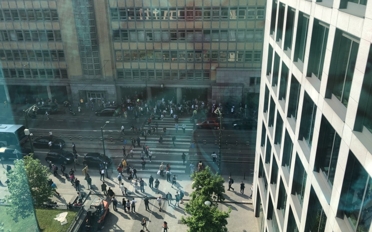 Lövések dördültek el Brüsszel legnagyobb, központi pályaudvarán  