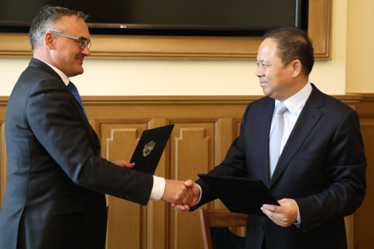 Wuhani Látogatás Győrben