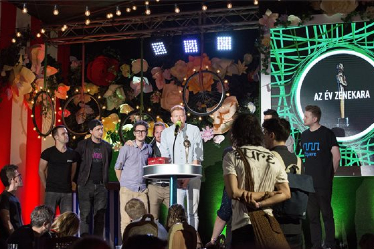 Átadták a Petőfi Zenei Díjakat – Tarolt a Halott Pénz