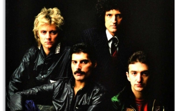 A Queen Greatest Hits albuma minden idők legsikeresebb lemeze Nagy-Britanniában 