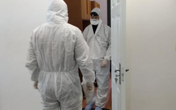 Saját kezüleg agyonverte gyerekeit, majd felakasztotta magát a győri férfi 