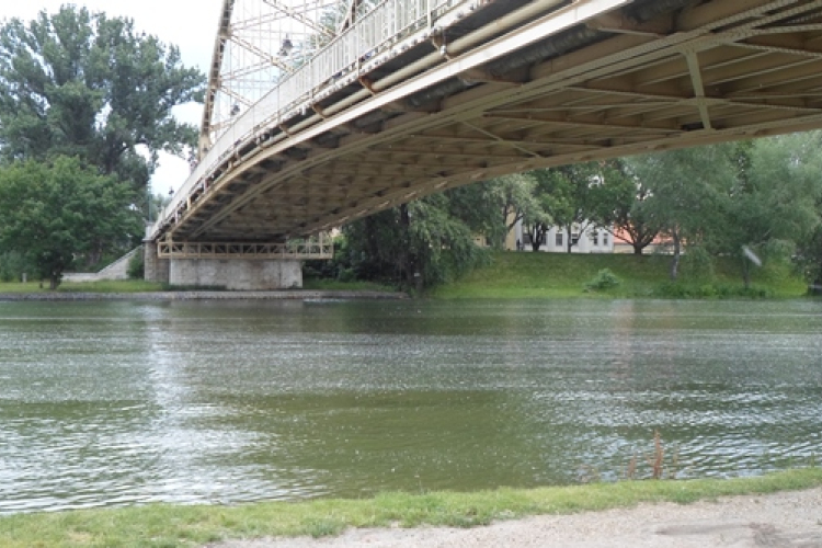 Rekordárvíz jöhet a Dunán