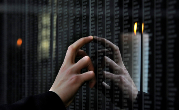 Holokauszt emléknap - Hende: nem fordulhat elő, hogy az állam ne védje meg állampolgárait