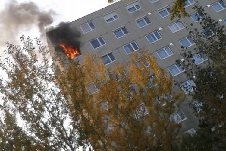 Lángolt egy panellakás az Ifjúság körúton