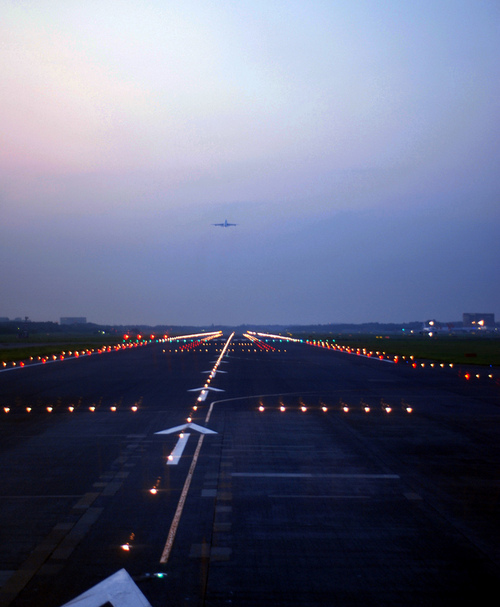 Lezuhant egy turistarepülő, halottak