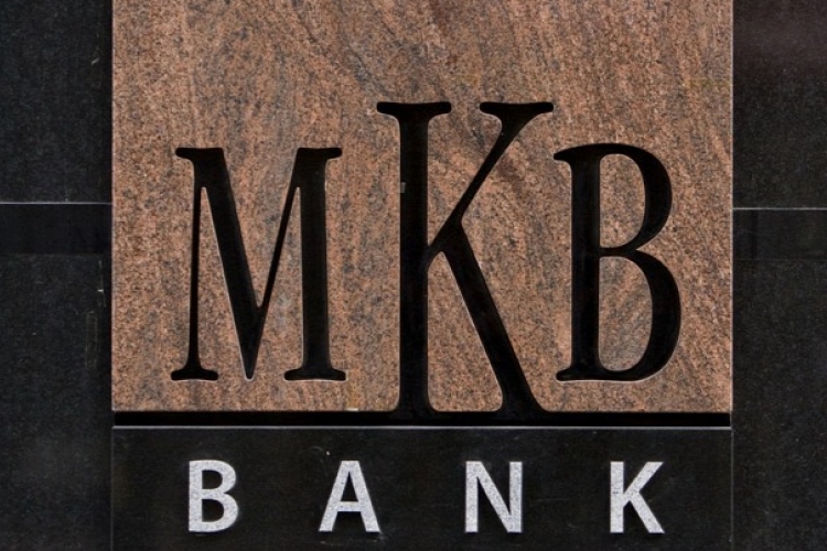 24 milliós bírságot kell fizetnie az MKB Banknak