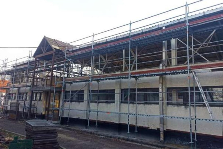 Kész a sportcsarnok felújítása Kónyban