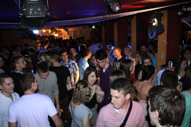 2013.02.06.Szerda Bridge Születésnapi Party Fotók:árpika