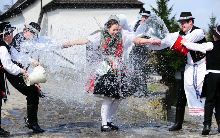 Nem kedvez az idő a locsolkodáshoz