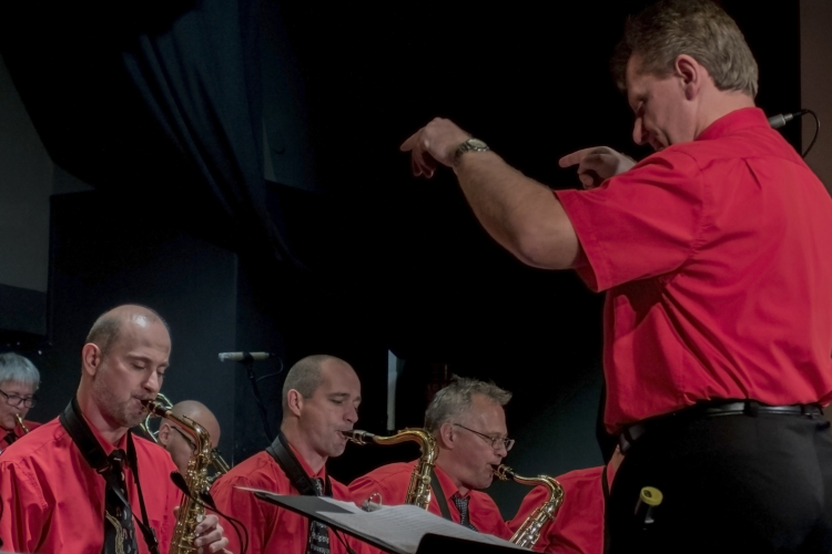 Friends Big Band koncert Szulák Andreával