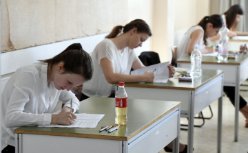 Matematikával folytatják az érettségit