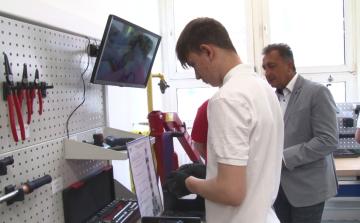 Tréningközpont a Bercsényiben