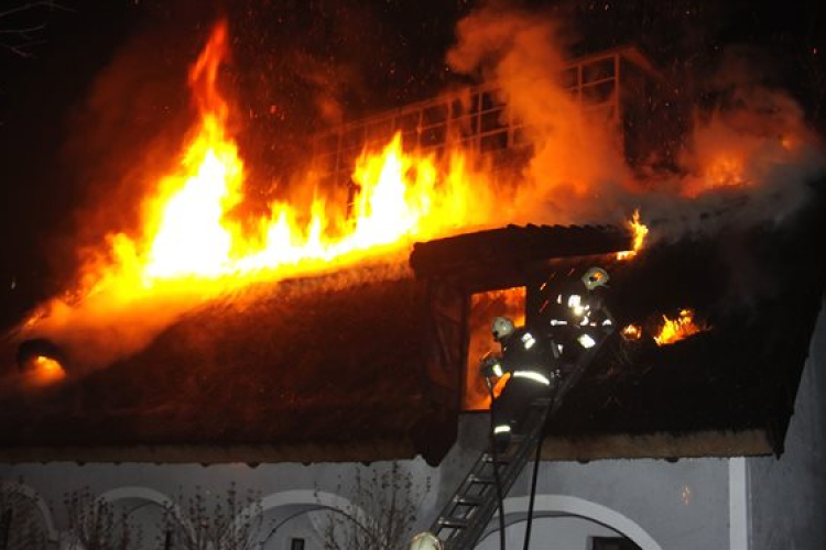 Kigyulladt a veszprémi Bakonyi tájház