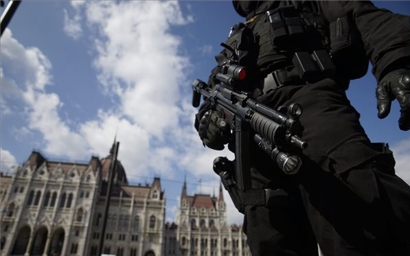 A CIA nem tud Magyarország elleni terrorfenyegetésről