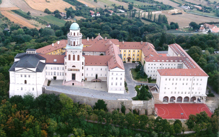 Arcus Temporum - Művészeti fesztivált rendez a Pannonhalmi Főapátság
