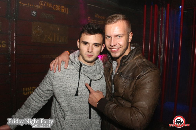 2014.10.03.Péntek - Friday Night Party