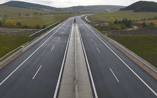 140-re emelik a sebességhatárt az autópályákon