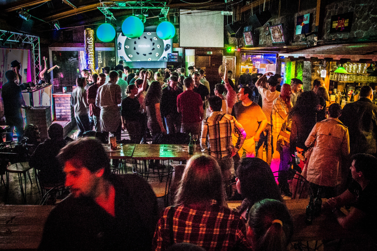 2015.09.11.Péntek - Fütyülős Party