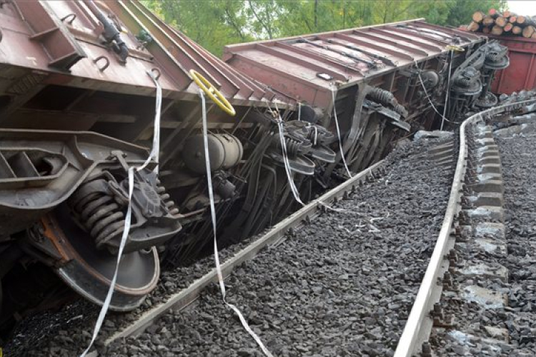 Így néz ki a Vas megyében kisiklott tehervonat 