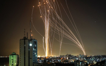 Rakétaeső zúdult Izrael déli és középső részére a Gázai övezetből szombat reggel