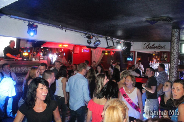 2017.06.16.Mamma Mia Pénteki Házibuli Dj:Ice Fotók:árpika
