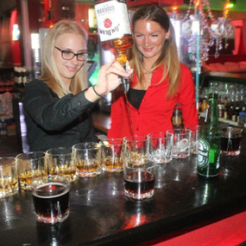 2018.06.22.Mamma Mia Pénteki Házibuli Dj:Hubik Fotók:árpika