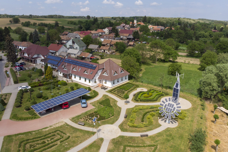 Magyar fejlesztésű fenntarthatósági kezdeményezéseket díjazott az E.ON