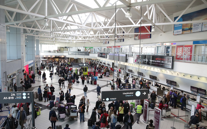 200 utas csomagja maradt Budapesten