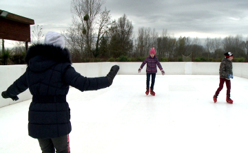 Korcsolyapálya Ásványrárón