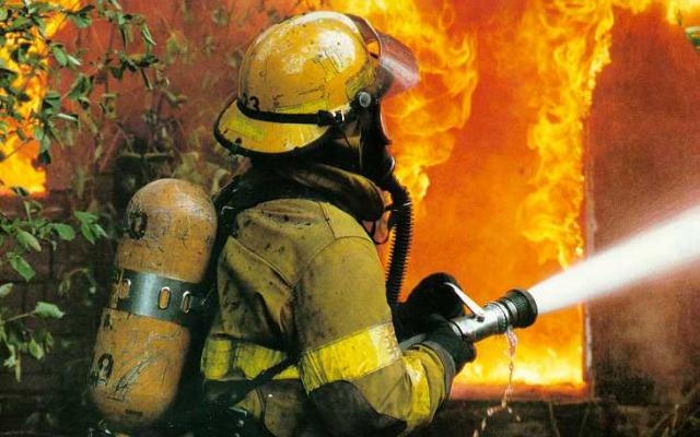 Eloltották a legmagasabb ötös fokozatú tüzet Veszprém-Gyulafirátóton