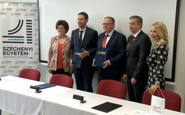 Kreditekkel az egyetemre