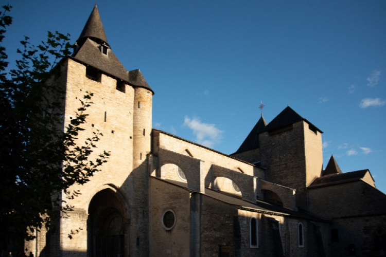 Kiraboltak egy franciaországi katedrálist 