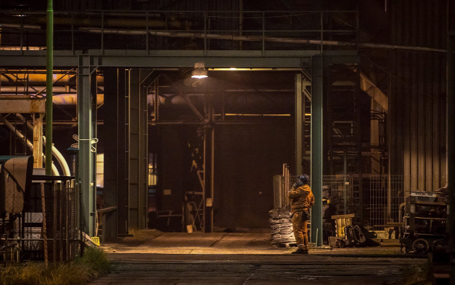 Robbanás 880 méter mélyen egy bányában, 13 halott