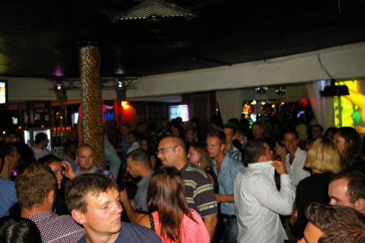 2012.08.18. szombat Video disco DJ:Hubik fotók:Josy (2)