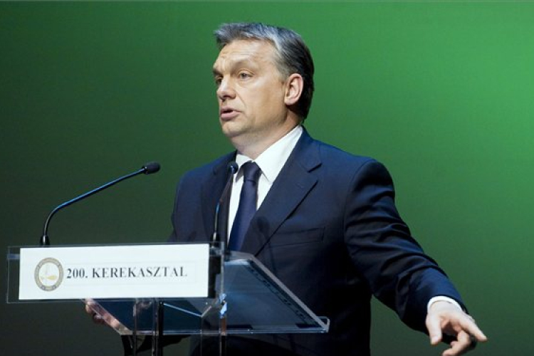 Orbán: demográfiai programot tervez a kormány