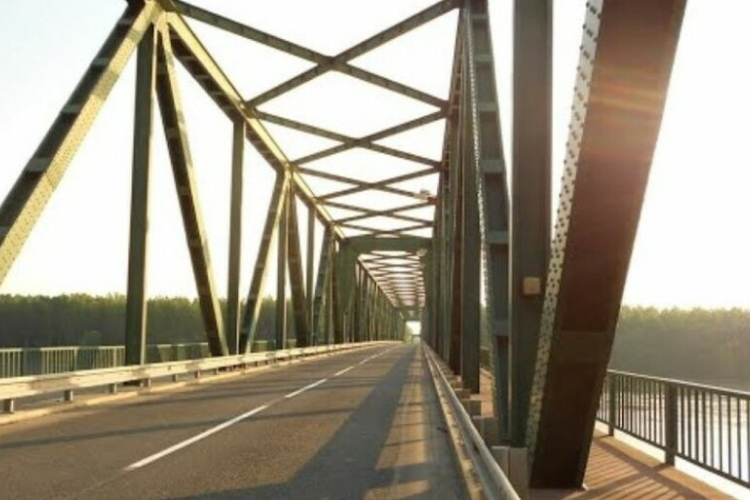 Ismét korlátlanul használható a medvei híd