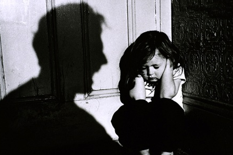 Molesztálta és verte gyermekeit a győri férfi 