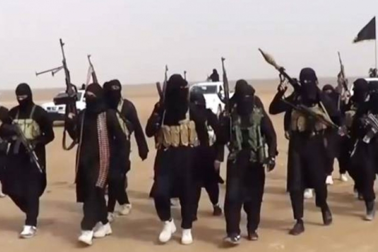 Iszlám Állam - készül a Pentagon a légicsapások fokozására