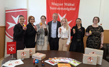 A világ szeretettel és szolgálattal alakítható