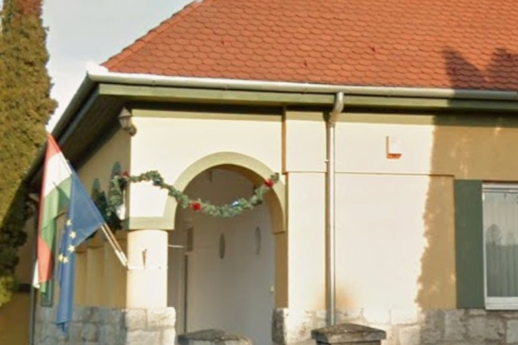 Lemondtak a képviselők egymilliós tiszteletdíjukról