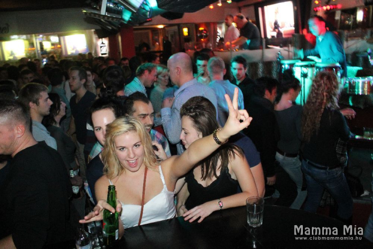 2014.10.31.Mamma Mia Pénteki házibuli Dj:Ice Fotók:árpika