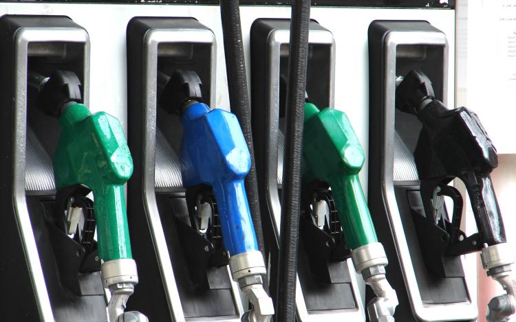 Tovább drágultak az üzemanyagok