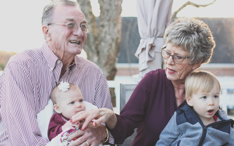 Nyugdíjelőtakarékosság vélemények - Melyikkel járok jobban?
