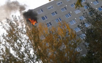 Lángolt egy panellakás az Ifjúság körúton