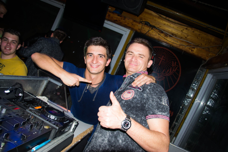 2015.10.02.Péntek - Friday Night Party