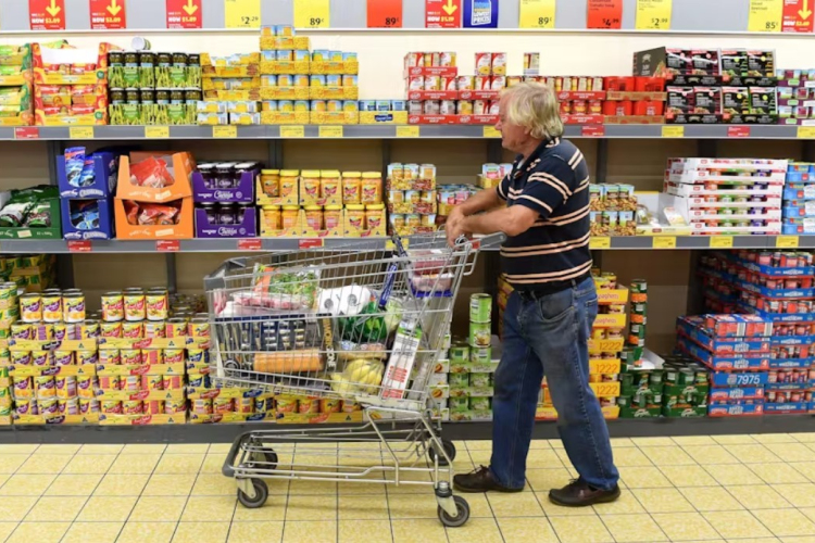 Hogyan lesznek nyitva a boltok szilveszterkor?