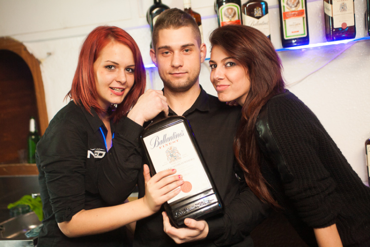 Club Neo (Győr) - Bárány Attila, Katapult DJ feat. Szasza, Basics, Alex - 2014. április 5. (szombat)