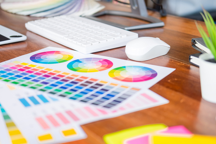 Miért kezdjük a logó- és arculattervezéssel a céges weboldal készítése előtt?