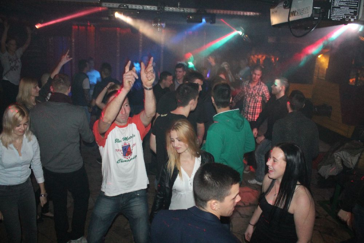 2014.12.17 szerda Lapos Dj:Marcee & Dj:Lisztes fotók:árpika