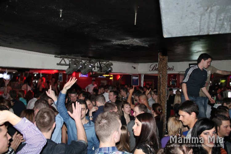 2013.03.08.Mamma Mia Nőnapi Hétvége  Király Vktor (2) Fotók:árpika